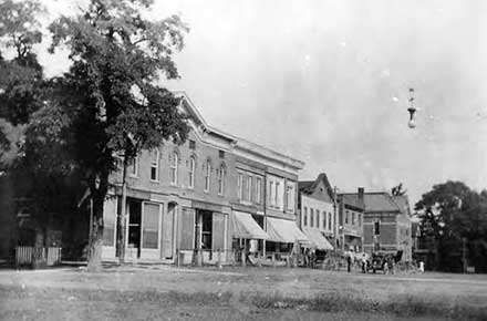 West side of Main Street, Burton, Ohio, 1909
