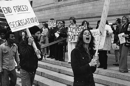 Busing demonstrators outside Public Hall, 1978