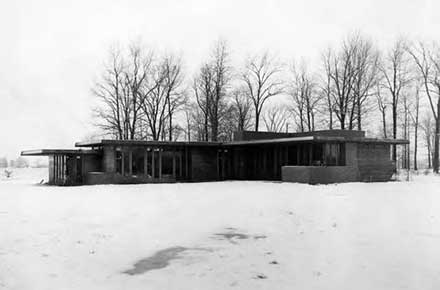 Frank Lloyd Wright's Weltzheimer-Johnson house in Oberlin, Ohio in 1951