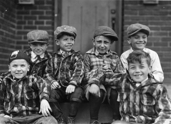 Half a dozen grins at Parmadale, 1928