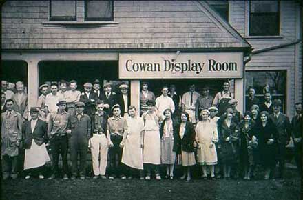 Cowan Pottery employees, new display room, 1930