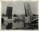 Thumbnail of the San Telmo Bridge over Zuadalquivir River, Seville, Spain, view 2