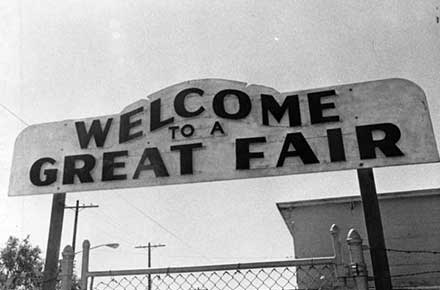 Welcome sign at the main entrance of the fair, 1979