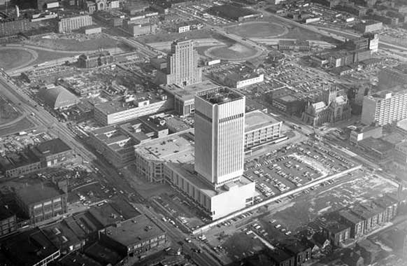 An aerial view of Cleveland State University, 1971