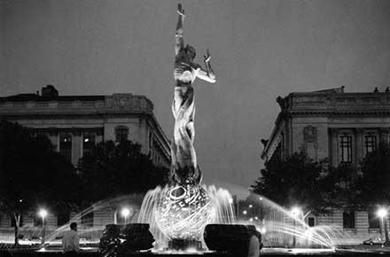 War Memorial Fountain at night, 1964.