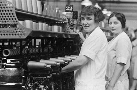 IRC workers, Ruth Brown and Josephine Stastny, 1928.