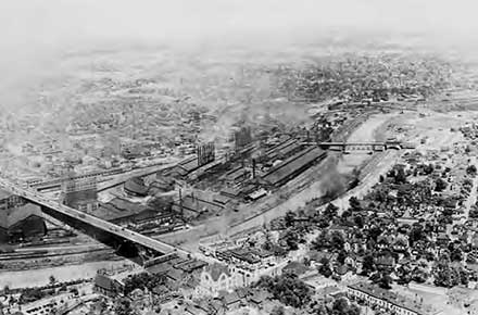 Aerial view of Republic Steel in Youngstown, Ohio, 1934